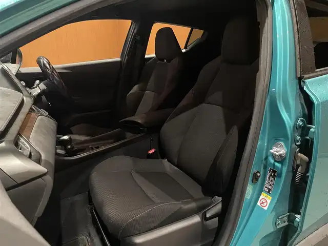 トヨタ Ｃ－ＨＲ S－T 愛知県 2017(平29)年 4.7万km ラディアントグリーンM 純正ナビ　/フルセグTV/Bluetooth/CD/DVD/ETC/ドラレコ/ACC/LKA/バックカメラ/リモコンキー/オートライト