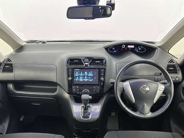 日産 セレナ ライダー BラインS HVAセーフ 群馬県 2014(平26)年 8.3万km ダイヤモンドブラック 純正８型ナビ　純正１１型後席モニター　全周囲カメラ　ビルトインＥＴＣ　両側電動スライドドア　クルーズコントロール　スマートキー　ＬＥＤヘッドランプ　オートライト　純正アルミホイール　ドラレコ　禁煙