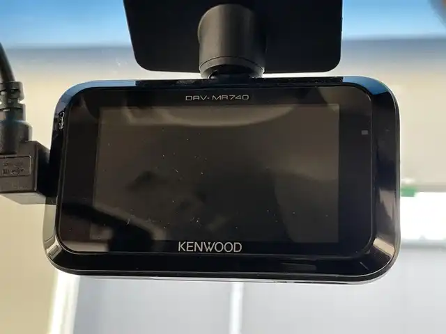 ホンダ オデッセイ アブソルート・EXホンダセンジング 愛知県 2018(平30)年 7万km プラチナホワイトパール 純正９型ナビ　フルセグＴＶ　ＨＤＭＩ　カープレイ対応　全方位カメラ　シートヒーター　前後ドラレコ　パーキングアシスト　衝突軽減　追従クルコン　ハンドル支援　コーナーセンサー　ＬＥＤオートライト　オットマン　ハーフレザー　フォグランプ　BSM　パドルシフト　禁煙車