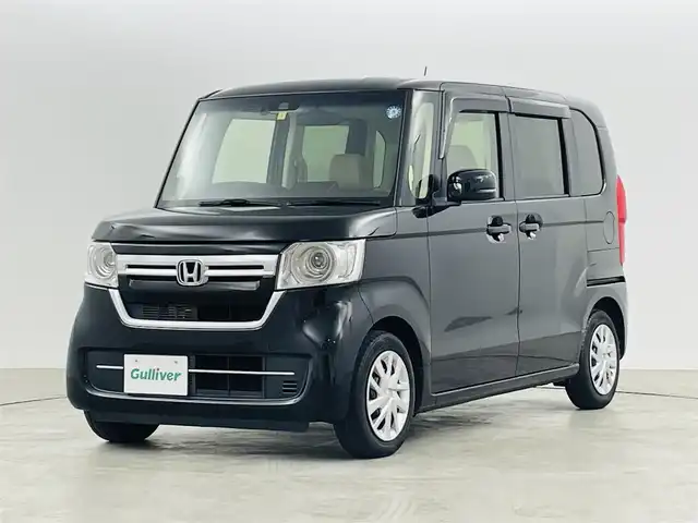 ホンダ Ｎ ＢＯＸ L ターボ 福島県 2022(令4)年 0.7万km クリスタルブラックパール ホンダセンシング/・衝突軽減ブレーキ/・レーンアシスト/・レーダークルーズコントロール/・先行車発進お知らせ機能/・標識認識機能/・コーナーセンサー/純正ナビ/・型番：VXM-224VFi/・フルセグTV/Bluetooth/CD/DVD/・バックカメラ/・ETC/両側パワースライドドア/電子パーキング/・オートホールド/革巻きステアリング/・ステアリングリモコン/・パドルシフト/シートヒーター(運転席/助手席)/プッシュスタート/・スマートキー/LEDヘッドライト/・オートライト/純正フロアマット/ドアバイザー/電動格納ミラー