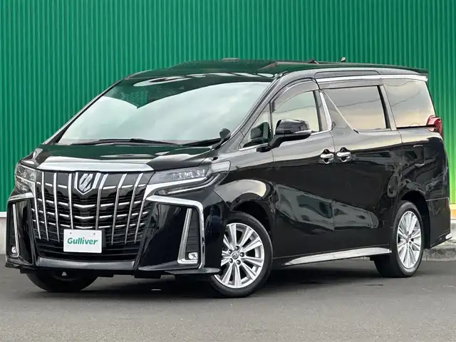 トヨタ アルファード S 宮城県 2022(令4)年 1.8万km ブラック ツインムーンルーフ/デジタルインナーミラー/ブラインドスポットモニター/パーキングサポートブレーキ（後方接近車両）/＝＝＝/セーフティセンス/・プリクラッシュセーフティ/・レーントレーシングアシスト/・ロードサインアシスト/・オートマチックハイビーム/・レーダークルーズコントロール（全車速追従機能付）/パーキングサポートブレーキ（前後方静止物）/純正12インチフリップダウンモニター/9インチディスプレイオーディオ/・ナビ機能付/・CD/DVDデッキ/・Bluetooth/・フルセグTV/バックカメラ/ビルトインETC/ドライブレコーダー/AC100V/100Wコンセント/両側パワースライドドア/革巻きステアリング/ステアリングスイッチ/電動パーキングブレーキ/ブレーキホールド/LEDヘッドランプ/フォグランプ/オートライト/スマートキー＆プッシュスタート/電動格納ミラー/純正18インチAW/フロアマット/ドアバイザー/W/サイド/カーテンエアバッグ
