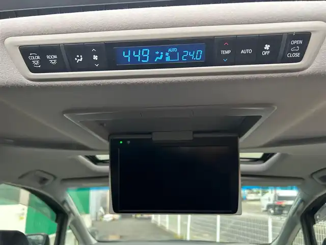 トヨタ アルファード S 宮城県 2022(令4)年 1.8万km ブラック ツインムーンルーフ/デジタルインナーミラー/ブラインドスポットモニター/パーキングサポートブレーキ（後方接近車両）/＝＝＝/セーフティセンス/・プリクラッシュセーフティ/・レーントレーシングアシスト/・ロードサインアシスト/・オートマチックハイビーム/・レーダークルーズコントロール（全車速追従機能付）/パーキングサポートブレーキ（前後方静止物）/純正12インチフリップダウンモニター/9インチディスプレイオーディオ/・ナビ機能付/・CD/DVDデッキ/・Bluetooth/・フルセグTV/バックカメラ/ビルトインETC/ドライブレコーダー/AC100V/100Wコンセント/両側パワースライドドア/革巻きステアリング/ステアリングスイッチ/電動パーキングブレーキ/ブレーキホールド/LEDヘッドランプ/フォグランプ/オートライト/スマートキー＆プッシュスタート/電動格納ミラー/純正18インチAW/フロアマット/ドアバイザー/W/サイド/カーテンエアバッグ