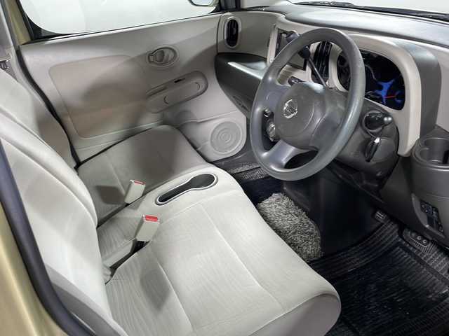 日産 キューブ 15X Mセレクション 沖縄県 2009(平21)年 8.8万km グレイッシュブロンズ 禁煙車　/社外ディスプレイオーディオ（FH-6500DVD)/BT/CD/DVD/AUX/iPod/バックカメラ/横滑り防止装置/アイドリングストップ/純正フロアマット/プッシュスタート　/スマートキー/ドアバイザー