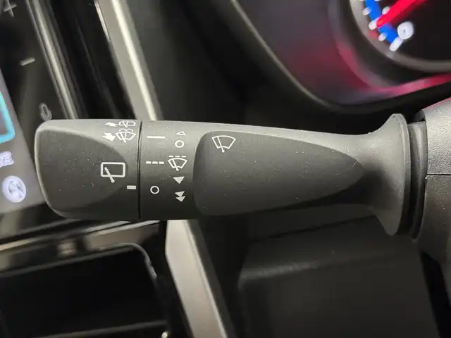 トヨタ ルーミー カスタムG－T 三重県 2021(令3)年 2.3万km ブラックマイカメタリック ガソリン・ターボ/FF/インパネCVT/純正 9インチ ディスプレイオーディオ/（FM/AM/TV/Bluetooth/USB/iPod/CarPlay/AndroidAuto）/バックガイドモニター/両側パワースライドドア（ワンタッチオープン機能・タッチ＆ゴーロック機能付）/ビルトイン ETC/スマートアシスト/・衝突回避支援ブレーキ機能（対車両・対歩行者［昼夜］）/・車線逸脱警報機能/・路側逸脱警報/・ふらつき警報/・全車速追従機能付アダプティブクルーズコントロール/・コーナーセンサー（フロント2個/リヤ2個）/・ブレーキ制御付誤発進抑制機能（前方・後方）/・標識認識機能（進入禁止／最高速度／一時停止）/・先行車発進お知らせ機能/装備/・オートライトシステム/・オートレベリング機能付LEDヘッドランプ/・LEDフロントフォグランプ/・オートハイビーム/・オートエアコン/・プッシュスタート/・電子パーキングブレーキ/・ブレーキホールド機能/・純正15inAW/・保/・スマートキーx2