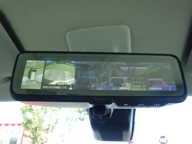 三菱 デリカミニ T プレミアム 千葉県 2025(令7)年 0.1千km ＬグリーンⅡ T　PREMIUM　4WD　9型ディスプレイオーディオ（121/330）　サイドデカール（33440）/e-Assist/・衝突被害軽減ブレーキシステム（FCM）/・車線逸脱警報システム（LDW）/・誤発進抑制機能（前進＆後退時）（UMS）/・レーダークルーズコントロールシステム（ACC）/・オートマチックハイビーム[AHB]/マイパイロット/デジタルインナーミラー/両側パワースライドドア/9インチディスプレイオーディオ/【Bluetooth接続】/【Apple CarPlay　Android Auto対応】/マルチアラウンドモニター/ハーフレザーシート/前席シートヒーター/革巻きステアリング/ステアリングスイッチ/パドルシフト/LEDヘッドライト/フォグライト/ウインカーミラー/コーナーセンサー/純正15インチアルミホイル/サイド/カーテンエアバッグ/キーレスオペレーションシステム