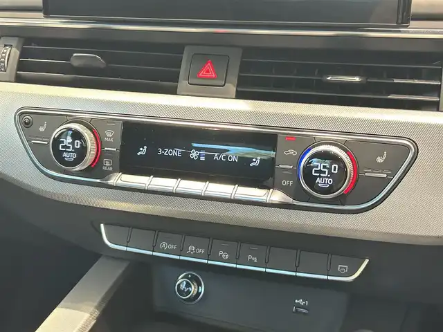 アウディ アウディ Ａ４ 35TFSI アドバンスド 福岡県 2020(令2)年 3万km ミトスブラックメタリック 純正ナビ　/３６０°カメラ　/ＡｐｐｌｅＣａｒＰｌａｙ　/ＡＣＣ　/アクティブレーンアシスト　/サイドアシスト　/前後ソナー　/バーチャルコックピット　/シートヒーター　/ＬＥＤライト　/パドルシフト　/スマートキー