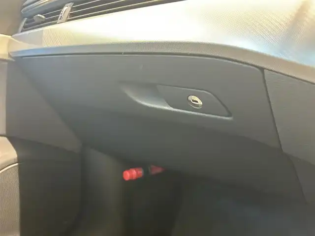 アウディ アウディ Ａ４ 35TFSI アドバンスド 福岡県 2020(令2)年 3万km ミトスブラックメタリック 純正ナビ　/３６０°カメラ　/ＡｐｐｌｅＣａｒＰｌａｙ　/ＡＣＣ　/アクティブレーンアシスト　/サイドアシスト　/前後ソナー　/バーチャルコックピット　/シートヒーター　/ＬＥＤライト　/パドルシフト　/スマートキー