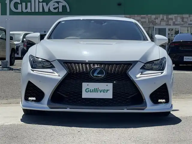 レクサス ＲＣ Ｆ 徳島県 2015(平27)年 9.7万km ホワイトノーヴァガラスフレーク サンルーフ/黒革レザーシート/車高調/パドルシフト/純正ナビ/（Bluetooth/フルセグTV/CD/DVD/FM/AM/AUX/USB）/レーダークルーズコントロール/BSM/パワーシート（D+N席）/シートヒーター（D+N席）/シートベンチレーション（D+N席）/ステアリングヒーター/LEDヘッドライト/純正フロアマット/社外AW【クレンツェ】/ビルトインETC/プッシュスタート/スマートキー