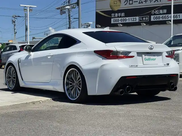 レクサス ＲＣ Ｆ 徳島県 2015(平27)年 9.7万km ホワイトノーヴァガラスフレーク サンルーフ/黒革レザーシート/車高調/パドルシフト/純正ナビ/（Bluetooth/フルセグTV/CD/DVD/FM/AM/AUX/USB）/レーダークルーズコントロール/BSM/パワーシート（D+N席）/シートヒーター（D+N席）/シートベンチレーション（D+N席）/ステアリングヒーター/LEDヘッドライト/純正フロアマット/社外AW【クレンツェ】/ビルトインETC/プッシュスタート/スマートキー
