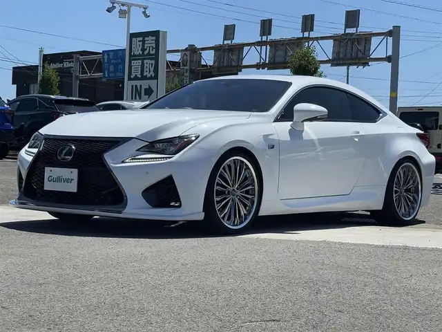 レクサス ＲＣ Ｆ 徳島県 2015(平27)年 9.7万km ホワイトノーヴァガラスフレーク サンルーフ/黒革レザーシート/車高調/パドルシフト/純正ナビ/（Bluetooth/フルセグTV/CD/DVD/FM/AM/AUX/USB）/レーダークルーズコントロール/BSM/パワーシート（D+N席）/シートヒーター（D+N席）/シートベンチレーション（D+N席）/ステアリングヒーター/LEDヘッドライト/純正フロアマット/社外AW【クレンツェ】/ビルトインETC/プッシュスタート/スマートキー