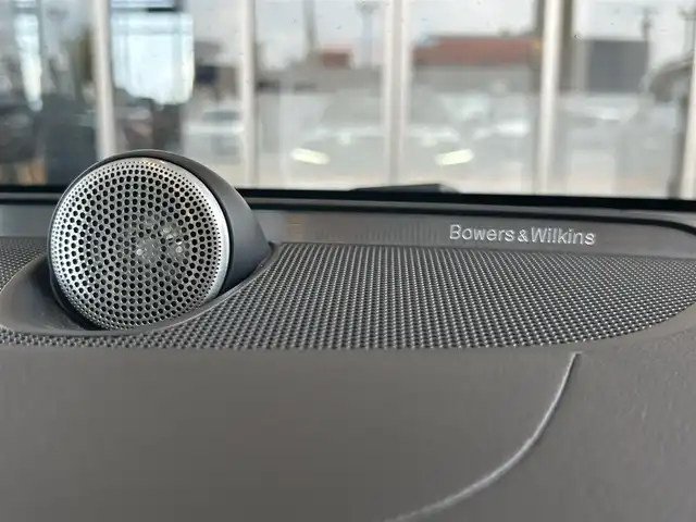 ボルボ Ｖ６０ B5 インスクリプション 茨城県 2022(令4)年 3.2万km 白 HUD/Bowers＆Wilkinsスピーカー/前後ドラレコ/置くだけスマホ充電/クリスタルシフトノブ/クロストラフィックアラート/オートブレーキ/純正ナビ/フルセグTV/360°カメラ