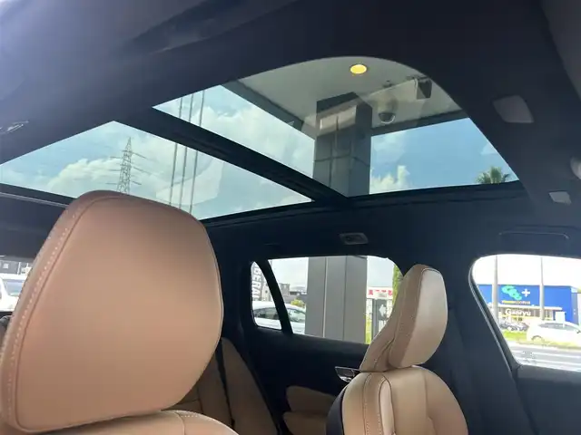 ボルボ Ｖ６０ B5 インスクリプション 茨城県 2022(令4)年 3.2万km 白 HUD/Bowers＆Wilkinsスピーカー/前後ドラレコ/置くだけスマホ充電/クリスタルシフトノブ/クロストラフィックアラート/オートブレーキ/純正ナビ/フルセグTV/360°カメラ