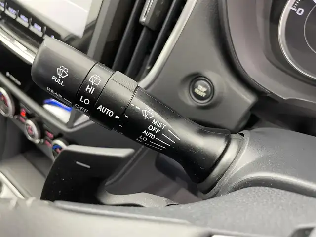 スバル インプレッサ スポーツ 2．0i－S アイサイト 富山県 2017(平29)年 1.7万km アイスシルバーメタリック 純正ナビ/フルセグTV/Bluetooth/DVD/ETC/バックカメラ/パドルシフト/レーダークルーズコントロール/衝突軽減ブレーキ/レーンキープアシスト/LEDオートライト/純正18インチアルミ/ブラックレザー/シートヒーター/ドライブレコーダー/プッシュスタート/スマートキー×2