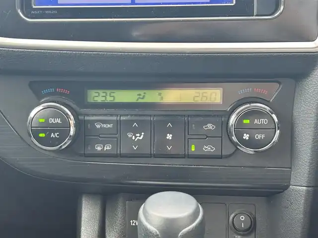 トヨタ オーリス 150X 群馬県 2012(平24)年 14万km ホワイトパールクリスタルシャイン 純正SDナビ(AM/FM/CD/DVD/SD/BT)/TV/ワンオーナー/横滑り防止/MTモード付AT/ステアリングリモコン/純正フロアマット/純正ドアバイザー/ETC/プッシュスタート/電動格納ミラー/ウインカーミラー/ライトレベライザー/保証書/取扱説明書/記録簿