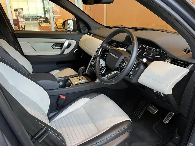 ランドローバー ランドローバー ディスカバリースポーツ Rダイナミック S 宮城県 2022(令4)年 1.9万km ライトブルー ワンオーナー/ACC/LKA/BSM/パノラマガラスルーフ/MERIDIANサウンドシステム/純正ナビゲーションシステム/全方位カメラ/ブラック/ホワイトレザーシート/シートヒーター/パワーシート/LEDヘッドライト/オートライト/純正20インチAW/スマートキー/パワーバックドア/ワイヤレスチャージ/ETC/ドライブレコーダー