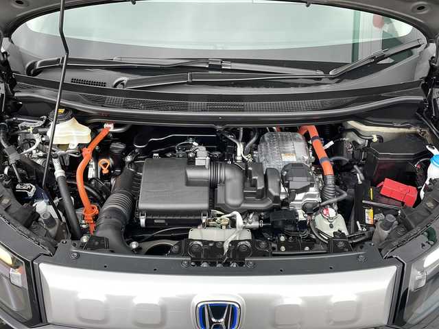 ホンダ フリード ハイブリット e:HEV クロスター 山口県 2025(令7)年 0.1千km クリスタルブラックパール 純正ナビ/・AM/FM/USB/Apple CarPlay/Android Auto/Bluetooth/フルセグテレビ/バックカメラ/ブラインドスポットモニター/純正アルミホイール/ハーフレザーシート/前席シートヒーター/サーキュレーター/USBチャージャー/両側パワースライドドア/スマートキー・スペアキー有/プッシュアップスタート/LEDヘッドランプ/フォグランプ/オートライト/ホンダセンシング/・衝突被害軽減ブレーキ/・追従有クルーズコントロール/・車線維持支援システム/・横滑り防止装置/盗難防止装置/ダブルサイドカーテンエアバッグ/取扱説明書/保証書