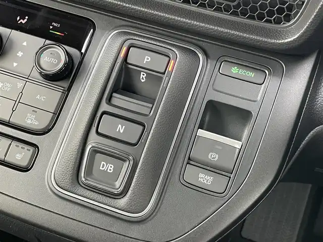 ホンダ ステップワゴン eHEV エアー EX 千葉県 2025(令7)年 0.1千km プラチナホワイトパール 登録済未使用車/・登録時走行距離6km/ホンダセンシング/・衝突軽減ブレーキ/レーンキープアシスト/・レーダークルーズコントロール/オートハイビーム/・ブラインドスポットモニター/クリアランスソナー/11.4インチナビHonda CONNECTナビ/・フルセグ/BT/DVD/CD/USB/カープレイ/バックカメラ/ステアリングスイッチ/パドルシフト/ハーフレザーシート/シートヒーター(D/N席)/両側パワースライドドア/パワーバックドア/LEDヘッドライト/オートライト/フォグライト/スマートキー/プッシュスタート/純正16インチAW