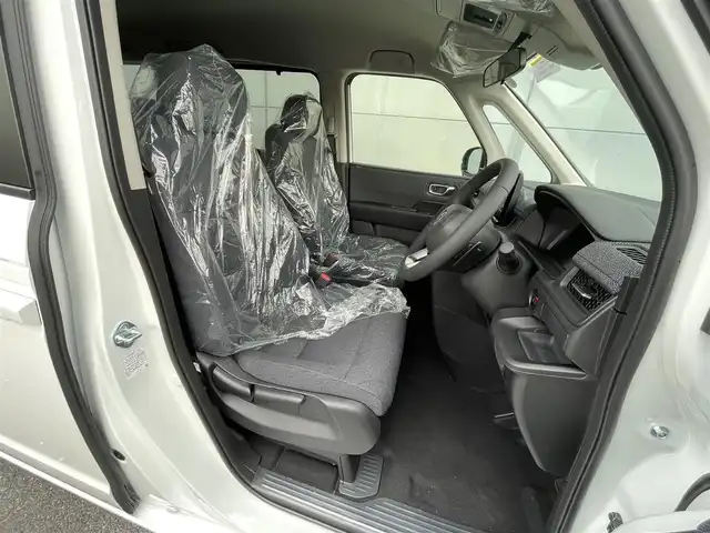 ホンダ ステップワゴン eHEV エアー EX 千葉県 2025(令7)年 0.1千km プラチナホワイトパール 登録済未使用車/・登録時走行距離6km/ホンダセンシング/・衝突軽減ブレーキ/レーンキープアシスト/・レーダークルーズコントロール/オートハイビーム/・ブラインドスポットモニター/クリアランスソナー/11.4インチナビHonda CONNECTナビ/・フルセグ/BT/DVD/CD/USB/カープレイ/バックカメラ/ステアリングスイッチ/パドルシフト/ハーフレザーシート/シートヒーター(D/N席)/両側パワースライドドア/パワーバックドア/LEDヘッドライト/オートライト/フォグライト/スマートキー/プッシュスタート/純正16インチAW