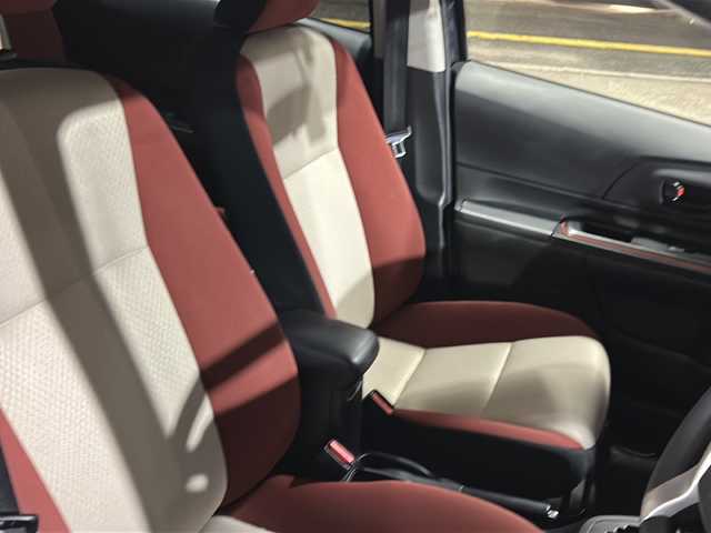 トヨタ アクア S 道央・札幌 2015(平27)年 8.2万km ダークバイオレットマイカメタリック 純正ナビ（AM/FM/CD/DVD/SD/TVフルセグ/BT）/ドライブレコーダー前後/バックカメラ/ETC/オートエアコン/シートヒーター（前席）/横滑り防止装置/エコモード/EVモード/nanoe搭載/プッシュスタート/電動格納ミラー/オートライト/ISOFIX