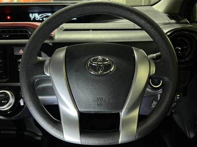 トヨタ アクア S 道央・札幌 2015(平27)年 8.2万km ダークバイオレットマイカメタリック 純正ナビ（AM/FM/CD/DVD/SD/TVフルセグ/BT）/ドライブレコーダー前後/バックカメラ/ETC/オートエアコン/シートヒーター（前席）/横滑り防止装置/エコモード/EVモード/nanoe搭載/プッシュスタート/電動格納ミラー/オートライト/ISOFIX