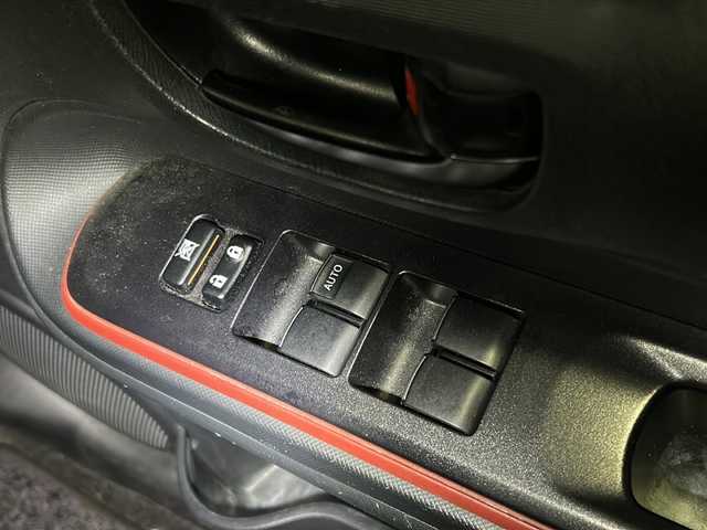 トヨタ アクア S 道央・札幌 2015(平27)年 8.2万km ダークバイオレットマイカメタリック 純正ナビ（AM/FM/CD/DVD/SD/TVフルセグ/BT）/ドライブレコーダー前後/バックカメラ/ETC/オートエアコン/シートヒーター（前席）/横滑り防止装置/エコモード/EVモード/nanoe搭載/プッシュスタート/電動格納ミラー/オートライト/ISOFIX