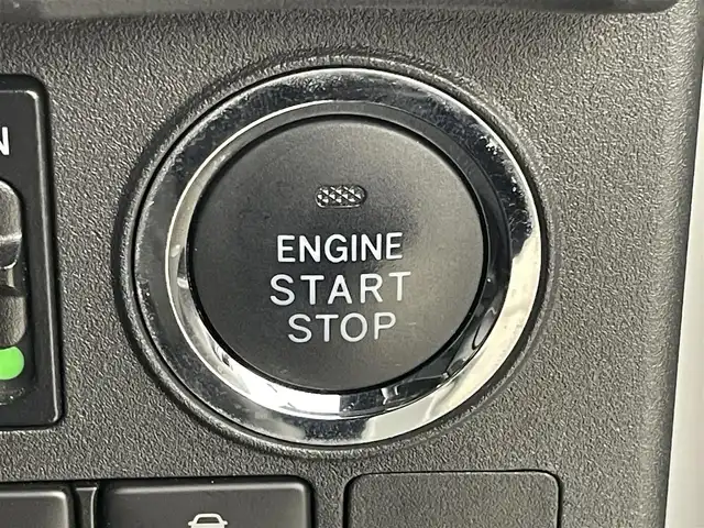 ダイハツ ウェイク G ターボ リミテッド SAⅢ 福岡県 2021(令3)年 3.8万km シャイニングホワイトパール 純正ナビ／フルセグＴＶ　/パノラマモニター　/ナビ連動前方ドライブレコーダー　/衝突軽減ブレーキ　/横滑り防止装置　/アイドリングストップ　/両側電動スライドドア　/プッシュスタート　/純正１５インチＡＷ　/ＬＥＤヘッドライト