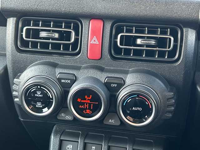 スズキ ジムニー XC 愛媛県 2021(令3)年 5.2万km シフォンアイボリーM 純正Panasonic8インチナビ/（Bluetooth/フルセグTV/DVD/CD/SD）/衝突軽減ブレーキ/クルーズコントロール/LEDヘッドライト/オートマチックハイビーム/シートヒーター/4WD/ダウンヒルアシストコントロール/純正16インチAW/ETC/スマートキー/スペアキー有/純正フロアマット/レーンキープアシスト/横滑り防止装置