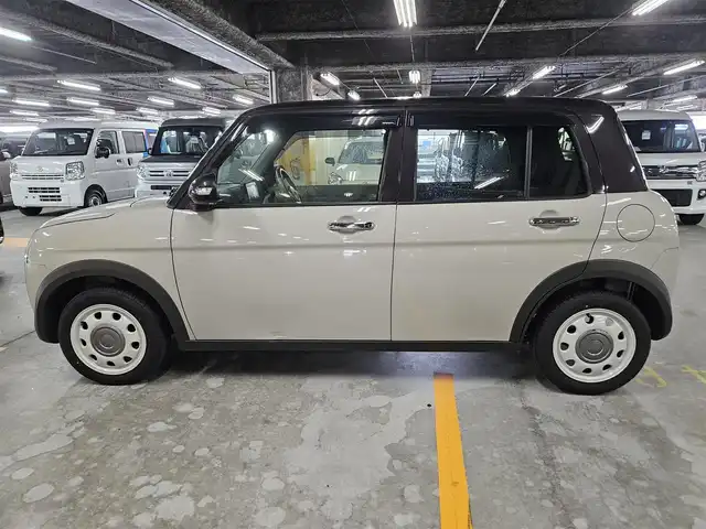 スズキ ラパン ＬＣ X 長崎県 2023(令5)年 2.3万km フォーンベージュメタリック/アーバンブラウン 2トーン 純正MOPディスプレイオーディオ/バックカメラ/セーフティサポート/・衝突被害軽減ブレーキ/・後退時ブレーキサポート/・車線逸脱警報/・前後誤発進抑制機能/・ハイビームアシスト/・標識認識機能/・リアパーキングセンサー/LEDヘッドランプ/革巻きステアリング/ステアリングスイッチ/ハーフレザーシート/前席シートヒーター/純正14インチアルミホイール/スマートキー/プッシュエンジンスタート/禁煙車