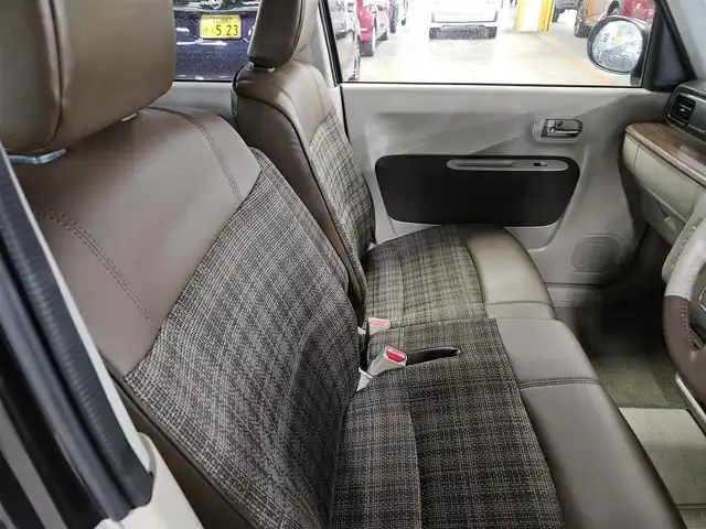 スズキ ラパン ＬＣ X 長崎県 2023(令5)年 2.3万km フォーンベージュメタリック/アーバンブラウン 2トーン 純正MOPディスプレイオーディオ/バックカメラ/セーフティサポート/・衝突被害軽減ブレーキ/・後退時ブレーキサポート/・車線逸脱警報/・前後誤発進抑制機能/・ハイビームアシスト/・標識認識機能/・リアパーキングセンサー/LEDヘッドランプ/革巻きステアリング/ステアリングスイッチ/ハーフレザーシート/前席シートヒーター/純正14インチアルミホイール/スマートキー/プッシュエンジンスタート/禁煙車