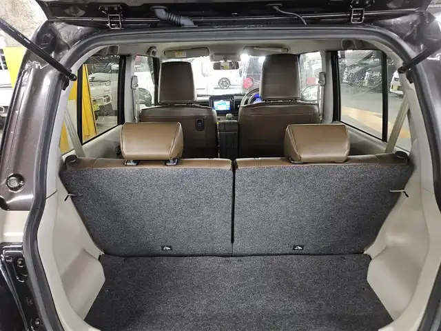 スズキ ラパン ＬＣ X 長崎県 2023(令5)年 2.3万km フォーンベージュメタリック/アーバンブラウン 2トーン 純正MOPディスプレイオーディオ/バックカメラ/セーフティサポート/・衝突被害軽減ブレーキ/・後退時ブレーキサポート/・車線逸脱警報/・前後誤発進抑制機能/・ハイビームアシスト/・標識認識機能/・リアパーキングセンサー/LEDヘッドランプ/革巻きステアリング/ステアリングスイッチ/ハーフレザーシート/前席シートヒーター/純正14インチアルミホイール/スマートキー/プッシュエンジンスタート/禁煙車