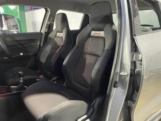 スズキ スイフト スポーツ 青森県 2018(平30)年 4.9万km プレミアムシルバーメタリック ワンオーナー/純正SDナビ（AVIC-RLS901）/　CD、DVD、SD、BT、USB、AUX/クルーズコントロール/ビルトインETC/D席シートヒーター/純正１７インチAWサマータイヤ車載/前方ドライブレコーダー/保証書/説明書/スペアキー×１本