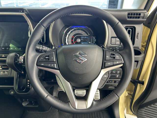 スズキ ハスラー Jスタイル Ⅱ ターボ 奈良県 2022(令4)年 1.8万km シフォンアイボリーメタリック/ガンメタリック2トーン 純正9インチナビ/フルセグTV/Bluetoothオーディオ/アップルカープレイ/アンドロイドオート/DVD再生/全周囲カメラ/バックカメラ/衝突軽減ブレーキ/車線逸脱警報/誤発進抑制機能/後方誤発進抑制機能/横滑り防止/レーダークルーズコントロール/フロントシートヒーター/ビルトインETC/スマートキー/LEDライト