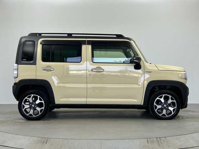 スズキ ハスラー Jスタイル Ⅱ ターボ 奈良県 2022(令4)年 1.8万km シフォンアイボリーメタリック/ガンメタリック2トーン 純正9インチナビ/フルセグTV/Bluetoothオーディオ/アップルカープレイ/アンドロイドオート/DVD再生/全周囲カメラ/バックカメラ/衝突軽減ブレーキ/車線逸脱警報/誤発進抑制機能/後方誤発進抑制機能/横滑り防止/レーダークルーズコントロール/フロントシートヒーター/ビルトインETC/スマートキー/LEDライト