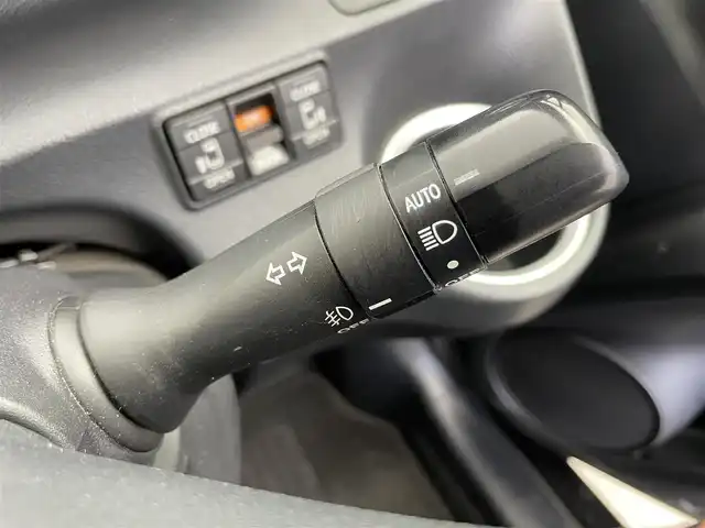 トヨタ シエンタ G クエロ 富山県 2018(平30)年 3.8万km ブラックマイカ 純正ナビ(AM/FM/CD/DVD/SD/USB/BT)/フルセグTV/バックカメラ/両側パワースライドドア/プリクラッシュセーフティ/レーンディパーチャーアラート/オートマチックハイビーム/LEDヘッドライト/クリアランスソナー/ドライブレコーダー/ビルトインETC/ハーフレザーシート/スマートキー×２/プッシュスタート/純正フロアマット/アイドリングストップ/保証書