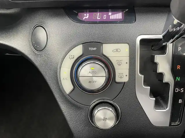 トヨタ シエンタ G クエロ 富山県 2018(平30)年 3.8万km ブラックマイカ 純正ナビ(AM/FM/CD/DVD/SD/USB/BT)/フルセグTV/バックカメラ/両側パワースライドドア/プリクラッシュセーフティ/レーンディパーチャーアラート/オートマチックハイビーム/LEDヘッドライト/クリアランスソナー/ドライブレコーダー/ビルトインETC/ハーフレザーシート/スマートキー×２/プッシュスタート/純正フロアマット/アイドリングストップ/保証書