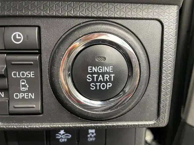 ダイハツ タント カスタム X 鹿児島県 2019(令1)年 2.7万km パールブラック 純正SDナビゲーション（NMZK-W71D）/　AM/FM/CD/DVD/BT/TV/全方位カメラ/両側パワースライドドア/スマートアシスト/・衝突回避支援ブレーキ機能/・コーナーセンサー/・車線逸脱警報/LEDヘッドライト/フォグランプ/ドライブレコーダー/ETC車載器/オートライト/アイドリングストップ/ブラック合皮/ファブリックコンビシート/純正14インチアルミ/ABS/横滑り防止装置/スマートキー/プッシュスタート