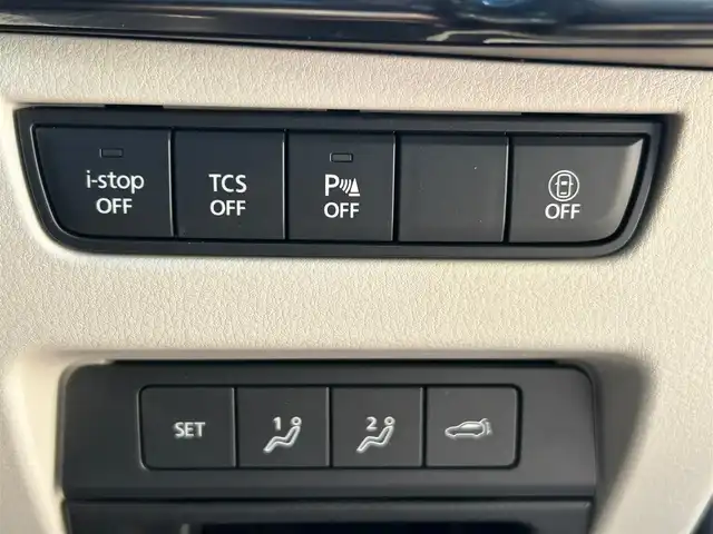 マツダ ＣＸ－６０ XD HV プレミアムモダン 宮城県 2023(令5)年 3.4万km ロジウムホワイトプレミアムメタリック 4WD/パノラマサンルーフ/スマートブレーキサポート/誤発進抑制制御/車線逸脱警報システム/降車支援機能付ブラインドスポットモニタリング/レーンキープアシストシステム/緊急時車線維持支援システム/接近車両検知（前側方/後側方）/ドライバー異常時対応システム/レーダークルーズコントロール/クルージングトラフィックサポート/BOSEサウンドシステム/360度ビューモニター/ヘッドアップディスプレイ/純正ナビ/・Bluetooth/・フルセグTV/・AppleCarPlay/AndroidAuto/・HDMI/ビルトインETC/ドライブレコーダー/ワイヤレス充電/AC100V/1500W電源/ハンズフリーパワーバックドア/レザーシート/シートヒーター/ベンチレーション/パワーシート（運転席メモリー機能付）/革巻きステアリング/パドルシフト/電動パーキングブレーキ/ブレーキホールド/アダプティブLEDヘッドランプ/オートライト/スマートキー＆プッシュスタート/電動格納ミラー/純正20インチAW/フロアマット/ドアバイザー