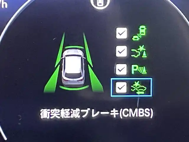 ホンダ ＺＲ－Ｖ ハイブリッド e:HEV Z ブラックスタイル 愛知県 2024(令6)年 0.2万km ワイン カラーコード【R578M】プレミアムクリスタルガーネットM/純正９インチナビ　/(FM/AM/USB/Bluetooth/CarPlay/フルセグTV)/ＢＯＳＥサウンド　/マルチビューカメラ　　/ホンダセンシング/　　-衝突軽減ブレーキ/　　-路外逸脱抑制機能/　　-渋滞追従機能付アダプティブクルーズコントロール/　　-車線維持支援システム/　　-渋滞運転支援機能/　　-先行車発進お知らせ機能/　　-標識認識機能/　　-オートハイビーム/　　-ブラインドスポットインフォメーション/　　-パーキングセンサーシステム/本革シート　/ビルトインＥＴＣ２．０　/全席シートヒーター　/LEDヘッドライト/パワーバックドア　/ワイヤレス充電　/ステアリングヒーター/メモリー機能付電動パワーシート/パドルシフト/オートブレーキホールド機能