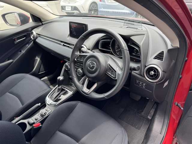 マツダ マツダ２ 15S プロアクティブ Sパッケージ 滋賀県 2020(令2)年 3.8万km ソウルレッドクリスタルM マツダコネクトナビ/・Bluetooth/CD/DVD/フルセグ/アラウンドビュー/バックカメラ/ヘッドアップディスプレイ/パドルシフト/革巻ステアリング/クルーズコントロール/ステアスイッチ/純正15AW/ドライブレコーダー/ETC/シャークアンテナ/スマートキー/プッシュスタート