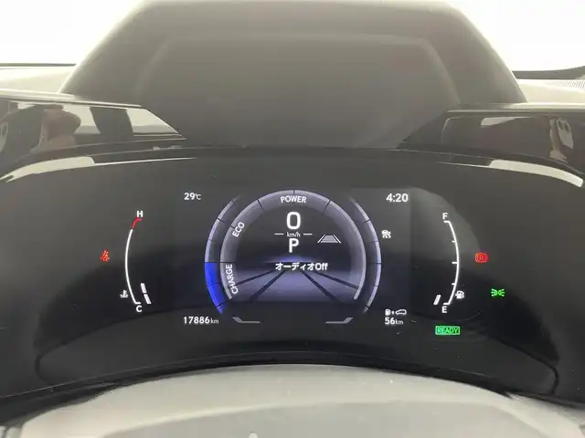 レクサス ＮＸ 350h Fスポーツ 大阪府 2022(令4)年 1.8万km ホワイトノーヴァガラスフレーク Lexus Safety System +/・プリクラッシュセーフティ/・レーントレーシングアシスト/・プロアクティブドライビングアシスト/・ロードサインアシスト/・レーダークルーズコントロール/・アダプティブハイビームシステム/純正ナビ付ディスプレイオーディオ/(フルセグTV/BT/USB/Miracast/AM/FM)/赤黒レザーシート/前席シートヒーター/前席エアシート/全席パワーシート/アラウンドビューモニター/LEDヘッドライト/フォグランプ/ビルトインETC2.0/社外前後ドライブレコーダー/ブラインドスポットモニター/クリアランスソナー/電動リアゲート/本革ステアリング/ステアリングヒーター/電動パーキング/ホールド/純正ドアバイザー/純正フロアマット/AC100Vコンセント/スペアキー/カードキー/純正黒AW20インチ