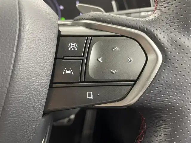 レクサス ＮＸ 350h Fスポーツ 大阪府 2022(令4)年 1.8万km ホワイトノーヴァガラスフレーク Lexus Safety System +/・プリクラッシュセーフティ/・レーントレーシングアシスト/・プロアクティブドライビングアシスト/・ロードサインアシスト/・レーダークルーズコントロール/・アダプティブハイビームシステム/純正ナビ付ディスプレイオーディオ/(フルセグTV/BT/USB/Miracast/AM/FM)/赤黒レザーシート/前席シートヒーター/前席エアシート/全席パワーシート/アラウンドビューモニター/LEDヘッドライト/フォグランプ/ビルトインETC2.0/社外前後ドライブレコーダー/ブラインドスポットモニター/クリアランスソナー/電動リアゲート/本革ステアリング/ステアリングヒーター/電動パーキング/ホールド/純正ドアバイザー/純正フロアマット/AC100Vコンセント/スペアキー/カードキー/純正黒AW20インチ