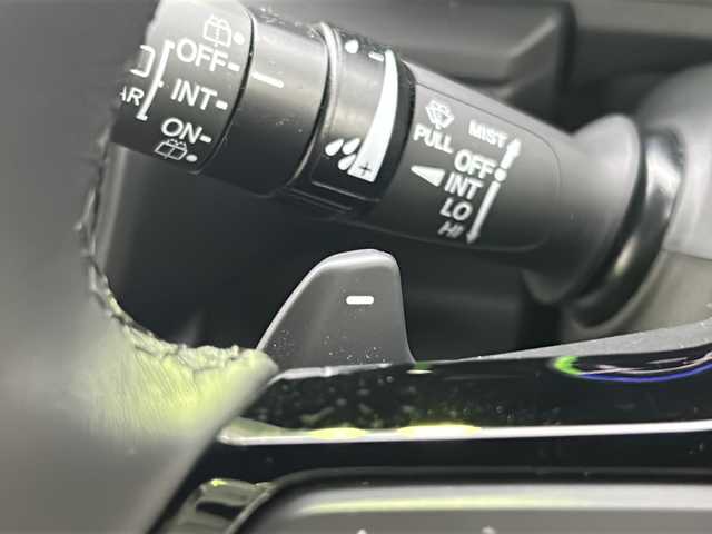 ホンダ ステップワゴン スパーダ eHEV プレミアムライン 大阪府 2023(令5)年 3.1万km クリスタルブラックパール ワンオーナー/純正メモリナビ(LXM-237VFLi)/・AM/FM/CD/DVD/Bluetooth/・フルセグテレビ/フリップダウンモニター/全周囲カメラ/ドライブレコーダー/クルーズコントロール/衝突軽減ブレーキ/レーンキープアシスト/ブラインドスポットモニター/アイドリングストップ/横滑り防止装置/盗難防止装置/パドルシフト/電動パーキングブレーキ/両側パワースライド/コーナーセンサー/シートヒーター（D席+N席）/LEDヘッドライト/オートマチックハイビーム/オートライト/ダブルオートエアコン/プッシュスタートボタン/スマートキー×2/ステアリングリモコン/革巻きステアリング/純正17インチアルミホイール/12V充電器/USBジャック/純正フロアマット/保証書/取扱説明書