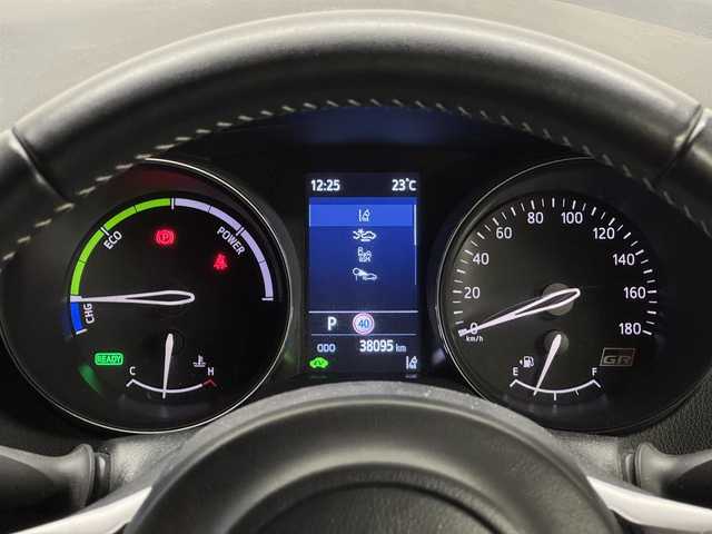 トヨタ Ｃ－ＨＲ S GRスポーツ 三重県 2022(令4)年 3.8万km パールⅡ ハイブリッド/FF/フロアCVT/純正8型ディスプレイオーディオ＋ナビ/（AM/FM/USB/iPod/Bluetooth/Miracast/CarPlay/AndroidAuto）/【OP】パノラミックビューモニター/ドライブレコーダー 前後/ビルトイン ETC/1オーナー車/Toyota Safety Sense/●プリクラッシュセーフティ［PCS］/●レーントレーシングアシスト［LTA］/●オートハイビーム［AHB］/●レーダークルコン（全車速追従機能付）/●ロードサインアシスト［RSA］/・先行車発進告知機能［TMN］/・【OP】ブラインドスポットモニター［BSM］/・パーキングサポートブレーキ（クリアランスソナー）（前後静止物）/装備/ハーフレザーシート/・シートヒーター（D/N）/・左右独立オートエアコン/・オートライト/・LEDヘッドランプ＆Fフォグランプ/・電子パーキングブレーキ/・ステアリングスイッチ/・保/取/マルチ取/ナビ取/純正19inAW（切削光輝＋ブラック塗装）/GR専用チューニングサスペンション（F:マクファーソン式ストラット/R:ダブルウィッシュボーン）/車両剛性UPパーツ/専用ブレーキキャリパー・スタビライザー/…GR SPORT専用/特別装備/など