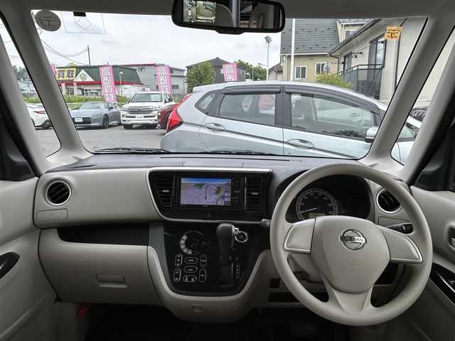 日産 デイズ ルークス X 埼玉県 2014(平26)年 7.6万km クールシルバー ワンオーナー/社外SDナビ/（AM/FM/ワンセグTV）/アラウンドビューモニター/片側パワースライドドア/純正フロアマット/プッシュスタート/ドアバイザー/スペアキー×1/アイドリングストップ/Wエアバッグ/ABS/新車保証書/取扱説明書