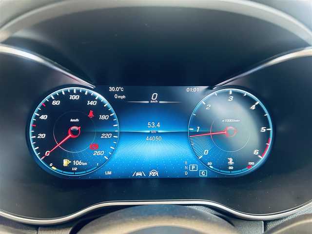 メルセデス・ベンツ Ｃ２２０ｄ ローレウスED スポーツプラスPKG 大阪府 2020(令2)年 4.4万km セレナイトグレー HUD/ブルメスター/赤革/メモリ付きパワーシート/エアシートヒーター/純正ナビ/TV/360度カメラ/applecarplay/レーダーセーフティ/純正18インチAW/LEDヘッドライト/アンビエントライト/電動リアゲート/ブラインドスポット/ACC/ワイヤレス充電/パフュームアトマイザー