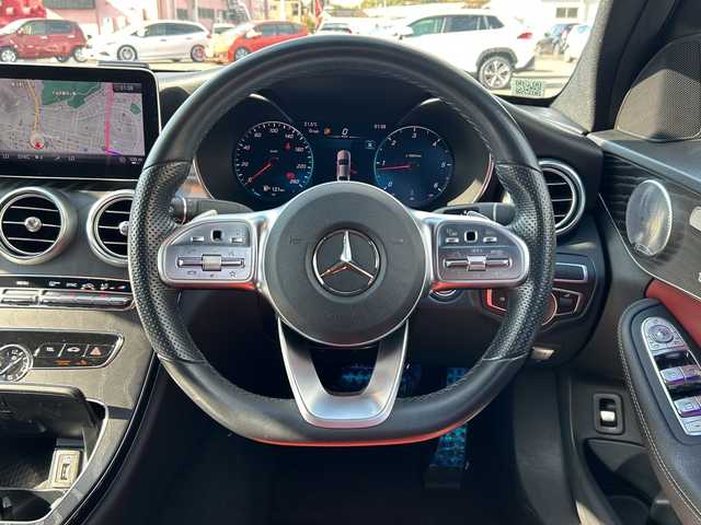 メルセデス・ベンツ Ｃ２２０ｄ ローレウスED スポーツプラスPKG 山口県 2020(令2)年 4.4万km セレナイトグレー 禁煙車/前方360度ドライブレコーダー/スマートキー/プッシュスタート/純正HDDナビ/(DTV/BT/メモリ/ラジオ)/全方位カメラ/ヘッドアップディスプレイ/ブルメスタースピーカー/赤革シート/メモリ付きパワーシート/エアシート/シートヒーター/applecarplay/レーダーセーフティ/純正18インチAW/LEDヘッドライト/アンビエントライト/電動リアゲート/ブラインドスポットモニター/左右分離型フルオートエアコン/ワイヤレス充電/パフュームアトマイザー/スペアキー/保証書/取扱説明書