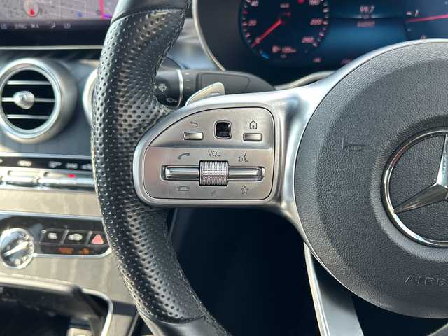 メルセデス・ベンツ Ｃ２２０ｄ ローレウスED スポーツプラスPKG 山口県 2020(令2)年 4.4万km セレナイトグレー 禁煙車/前方360度ドライブレコーダー/スマートキー/プッシュスタート/純正HDDナビ/(DTV/BT/メモリ/ラジオ)/全方位カメラ/ヘッドアップディスプレイ/ブルメスタースピーカー/赤革シート/メモリ付きパワーシート/エアシート/シートヒーター/applecarplay/レーダーセーフティ/純正18インチAW/LEDヘッドライト/アンビエントライト/電動リアゲート/ブラインドスポットモニター/左右分離型フルオートエアコン/ワイヤレス充電/パフュームアトマイザー/スペアキー/保証書/取扱説明書