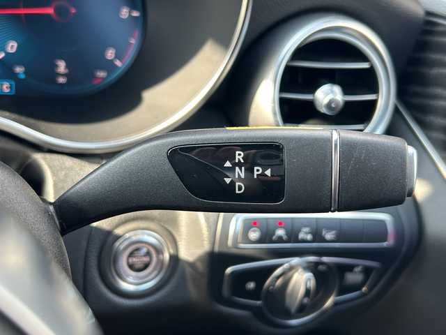 メルセデス・ベンツ Ｃ２２０ｄ ローレウスED スポーツプラスPKG 山口県 2020(令2)年 4.4万km セレナイトグレー 禁煙車/前方360度ドライブレコーダー/スマートキー/プッシュスタート/純正HDDナビ/(DTV/BT/メモリ/ラジオ)/全方位カメラ/ヘッドアップディスプレイ/ブルメスタースピーカー/赤革シート/メモリ付きパワーシート/エアシート/シートヒーター/applecarplay/レーダーセーフティ/純正18インチAW/LEDヘッドライト/アンビエントライト/電動リアゲート/ブラインドスポットモニター/左右分離型フルオートエアコン/ワイヤレス充電/パフュームアトマイザー/スペアキー/保証書/取扱説明書