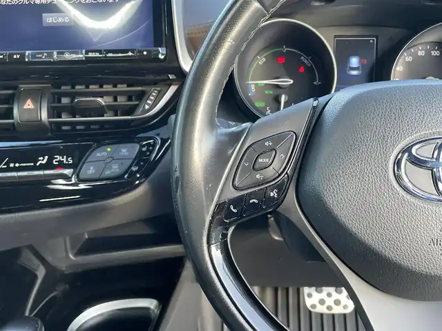 トヨタ Ｃ－ＨＲ G 長野県 2018(平30)年 7.7万km ブラック 純正SDナビ(AM/FM/BT/DVD/CD/TV)/バックカメラ/純正AW/クルーズコントロール(追従あり)/ETC/純正ドアバイザー/ハーフレザーシート/LEDヘッドライト/ABS/横滑り防止装置/衝突軽減システム/オートライト/オートハイビーム/BSM/フォグランプ/取説/保証書/記録簿