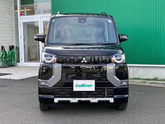 三菱 デリカミニ T プレミアム 宮城県 2025(令7)年 0.1千km アメジストブラック T　PREMIUM　4WD　/サイドデカール/＝＝＝/e-Assist/・衝突被害軽減ブレーキ/・踏み間違い衝突防止アシスト/・車線逸脱警報システム/・車線逸脱防止支援機能/・オートマチックハイビーム/・ふらつき警報/・前方衝突予測警報/・標識検知システム/・先行車発進通知/マイパイロット（レーダークルーズコントロール/車線維持支援）/デジタルルームミラー/マルチアラウンドモニター/純正9型ディスプレイオーディオ/・Bluetooth/・AppleCarPlay/AndroidAuto/ハンズフリー両側パワースライドドア/ハーフレザーシート/シートヒーター/ステアリングヒーター/革巻きステアリング/ステアリングスイッチ/パドルシフト/電動パーキングブレーキ/ブレーキホールド/LEDヘッドランプ/フォグランプ/オートライト/スマートキー＆プッシュスタート/スペアキー/電動格納ミラー/ルーフレール/純正15インチAW/W/サイド/カーテンエアバッグ